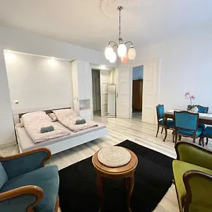 https://mehdi-residence-1.inbudapesthotels.com