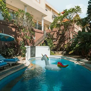 https://umah-kita.ubudhotelsnow.com